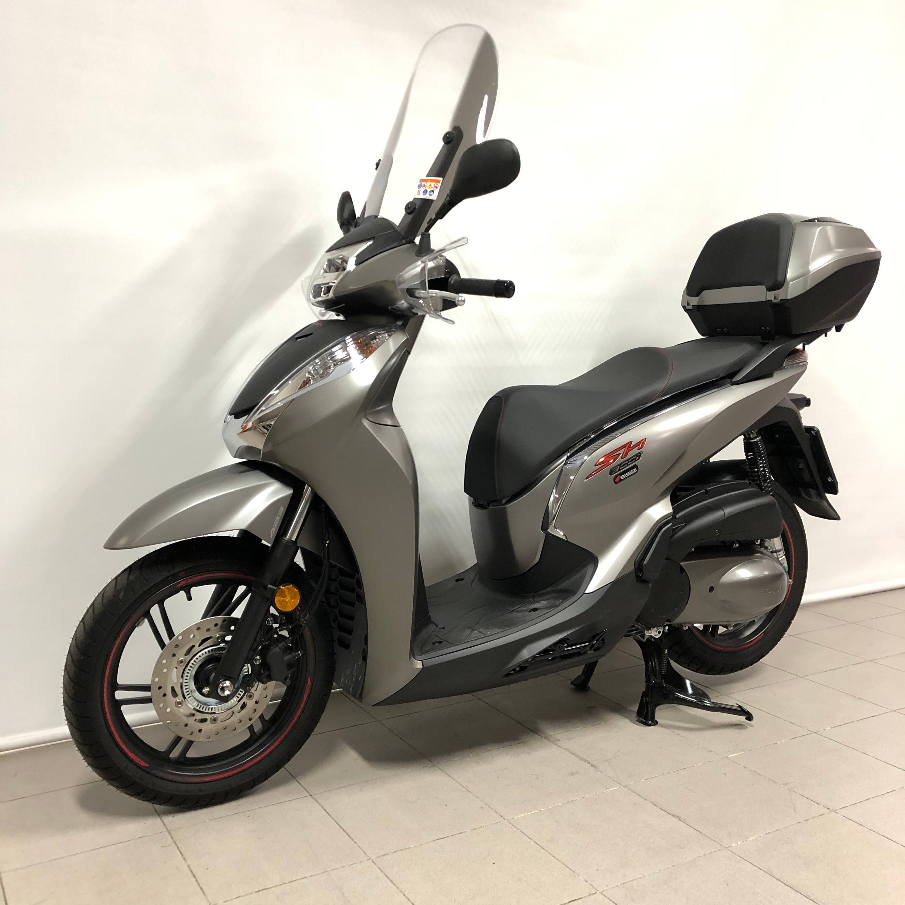 vendo-honda-sh-300i-sport-usata-shock-honda